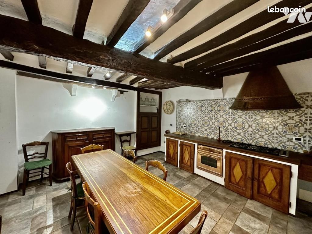 Maison 6 pièces 200 m² (image 2)