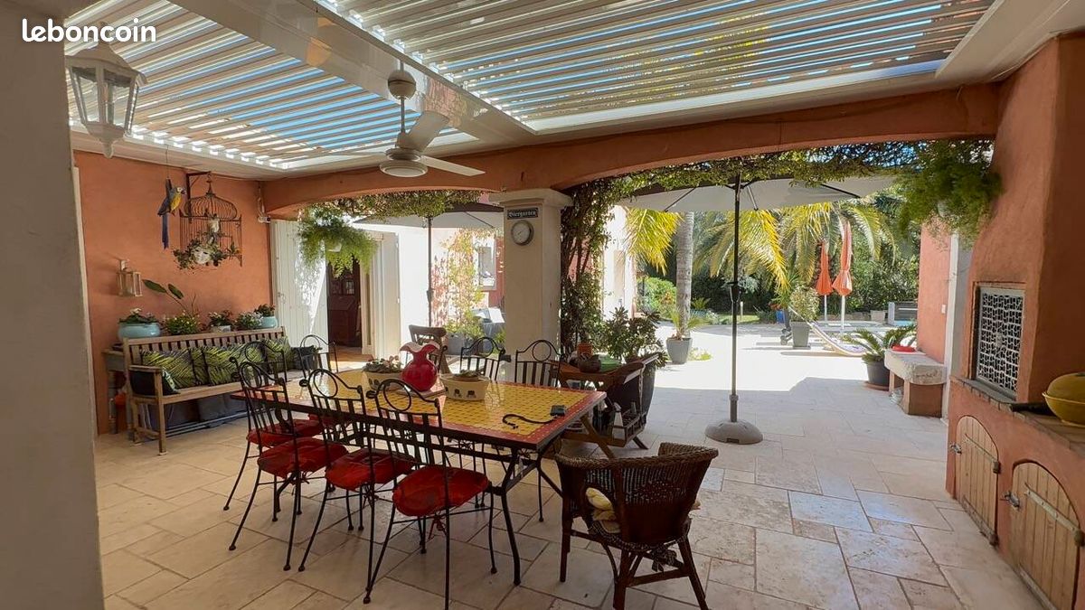 Maison 6 pièces 260 m² · à Fréjus · 260 m² · 1 490 000 €