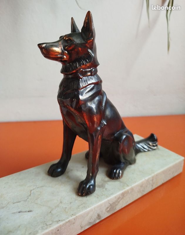 Lampe veilleuse de chevet ancienne période Art déco années 40 / 50 chien en régule support en marbre (image 12)
