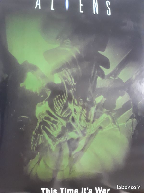 RARE POSTER FILM ALIENS - 61x85cm - roulé - ETAT NEUF (image 1)