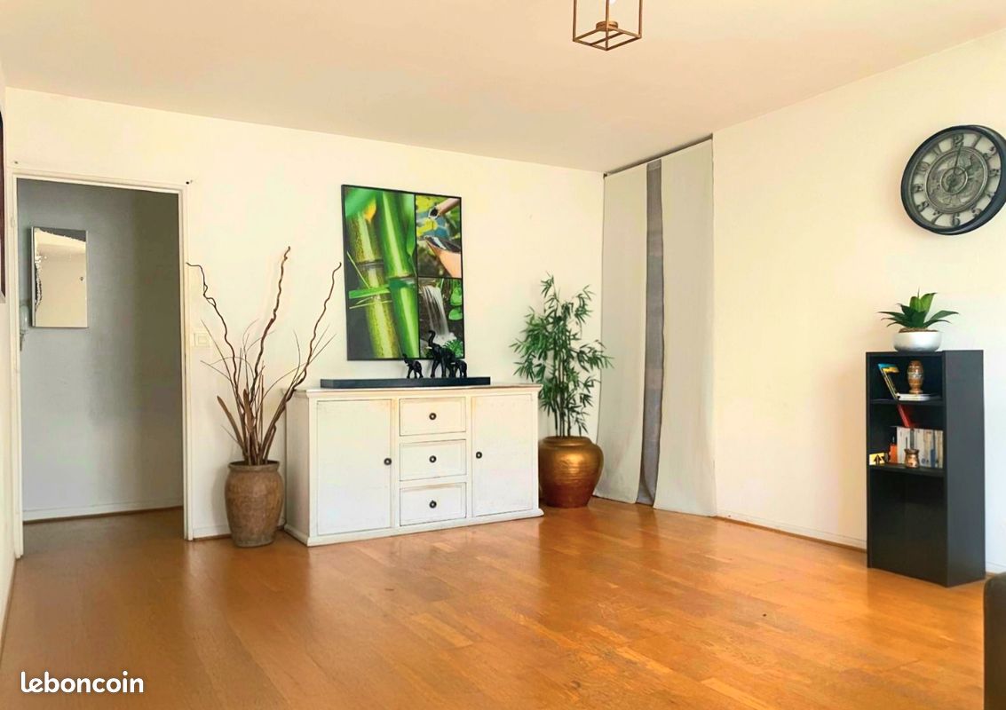 Appartement 2 pièces 55 m² · à Tremblay-en-France · 55 m² · 129 000 €