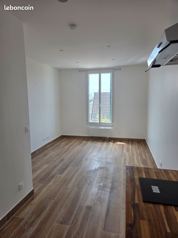 Appartement 1 pièce 20 m² · à Argenteuil · 20 m² · 725 €