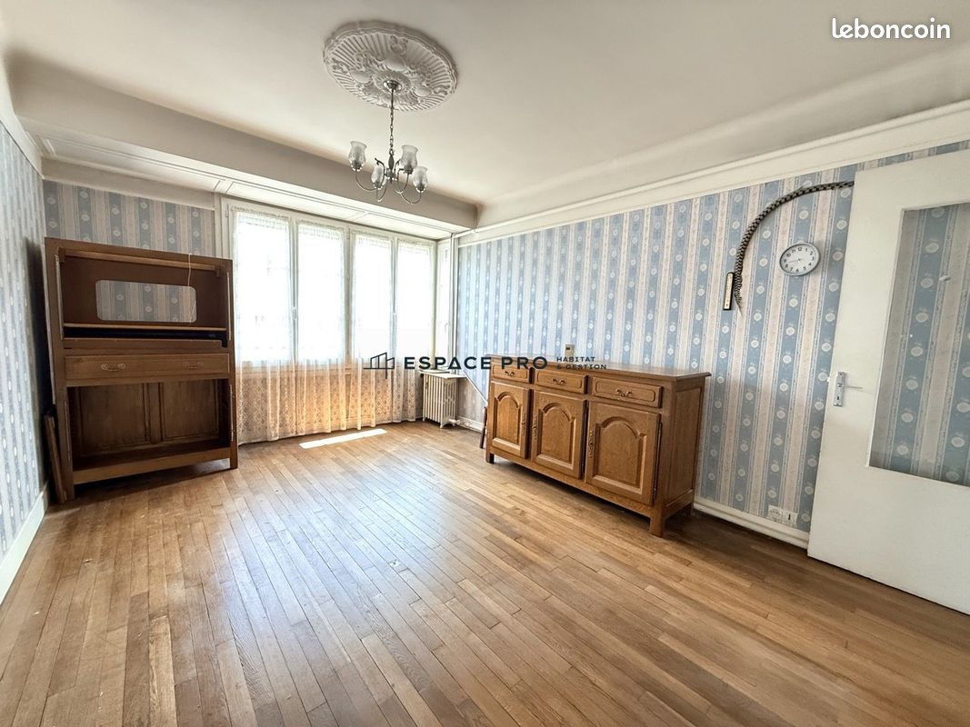 Appartement 3 pièces 60 m² · à Lisieux · 60 m² · 65 500 €