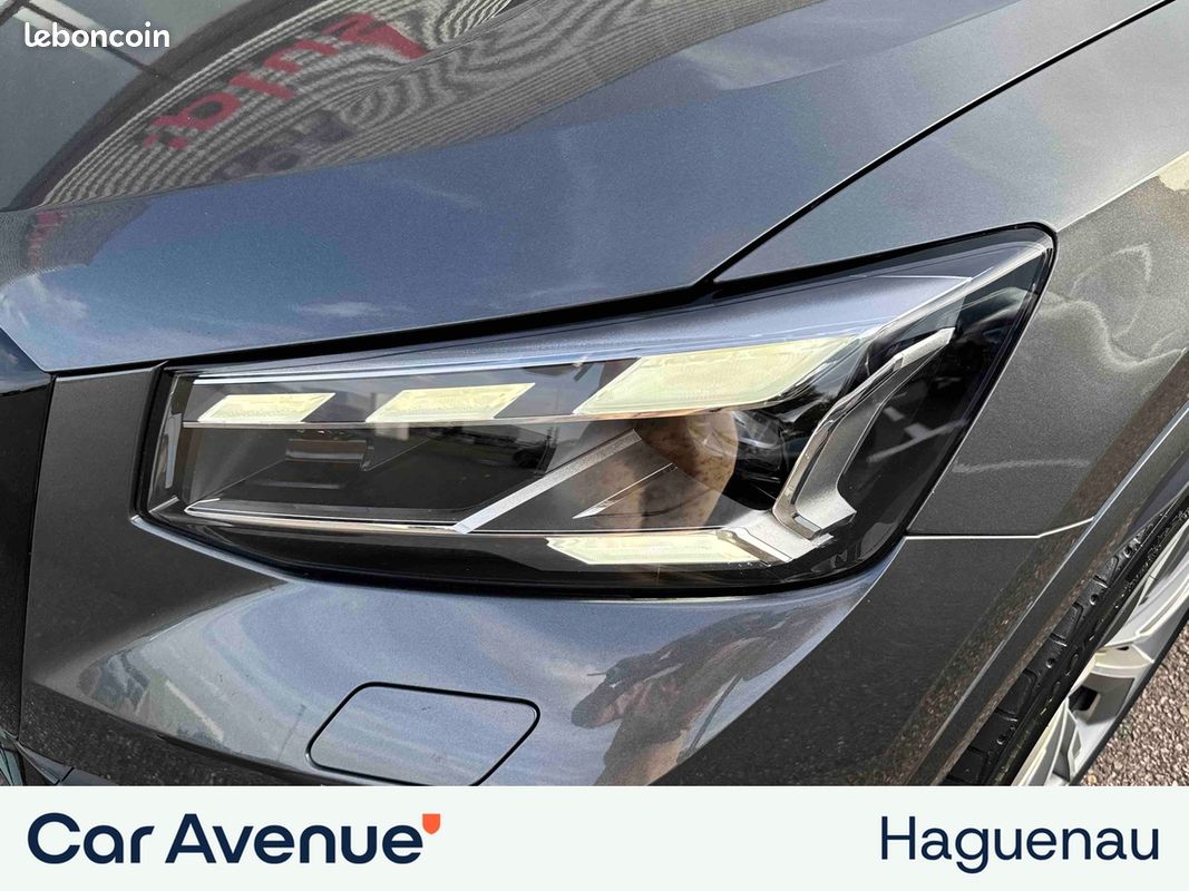 AUDI Q2 35 TDI 150 S tronic 7 Black Edition / Toit Ouvrant / GPS / Caméra / Hayon Electrique / Attelage (image 27)