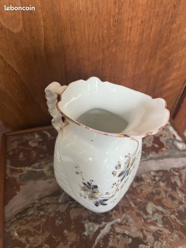 Pot à lait ancien porcelaine de Paris décor d’oiseaux et fleurs polychromes (image 9)