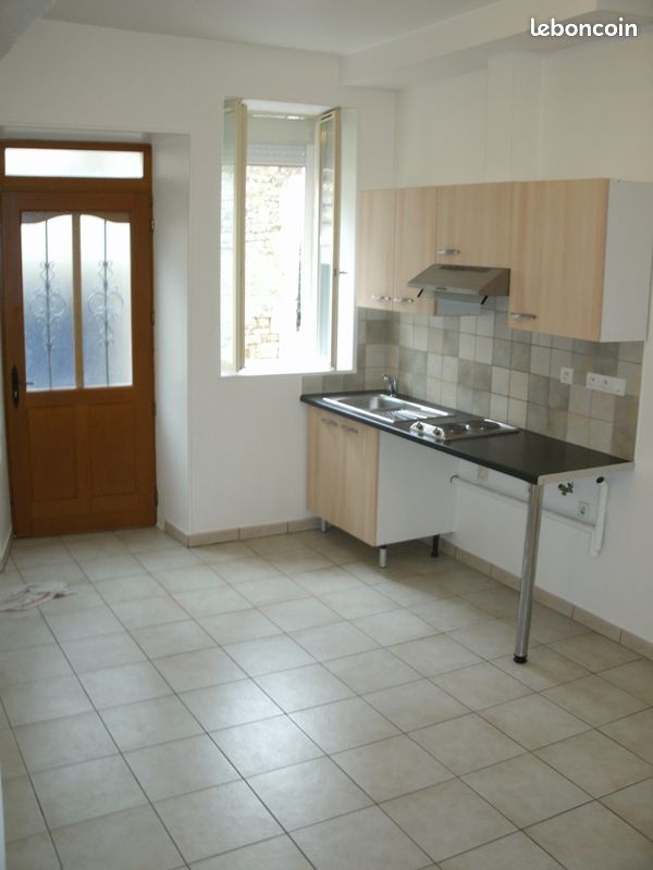 Appartement 2 pièces 34 m² · à Tonnerre · 34 m² · 320 €/mois