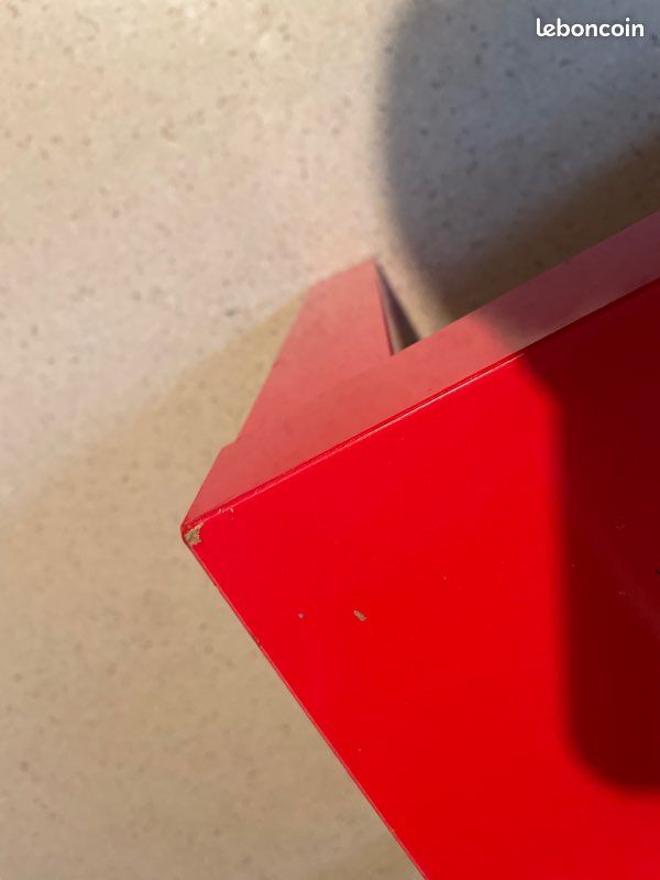 Petite Table rouge (image 9)
