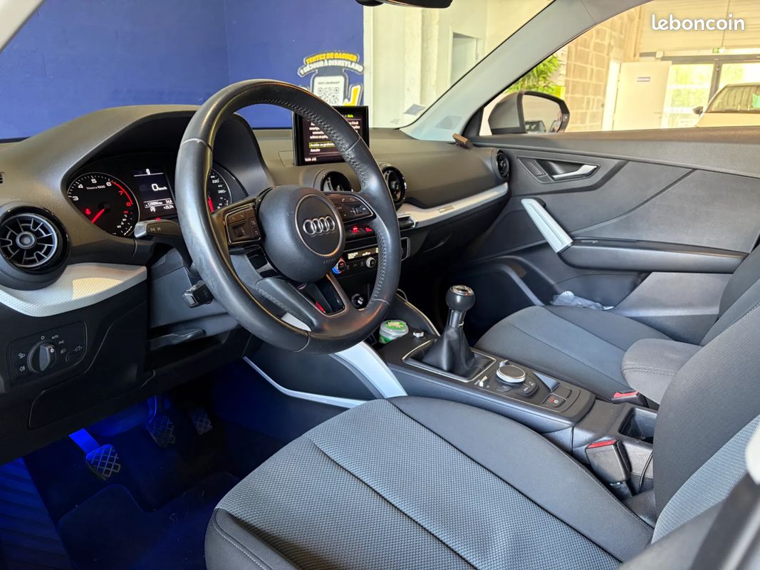 AUDI Q2 30 TFSI 116cv BVM6 - Régulateur/Limiteur de vitesse - Radar de recul - Bluetooth (image 10)
