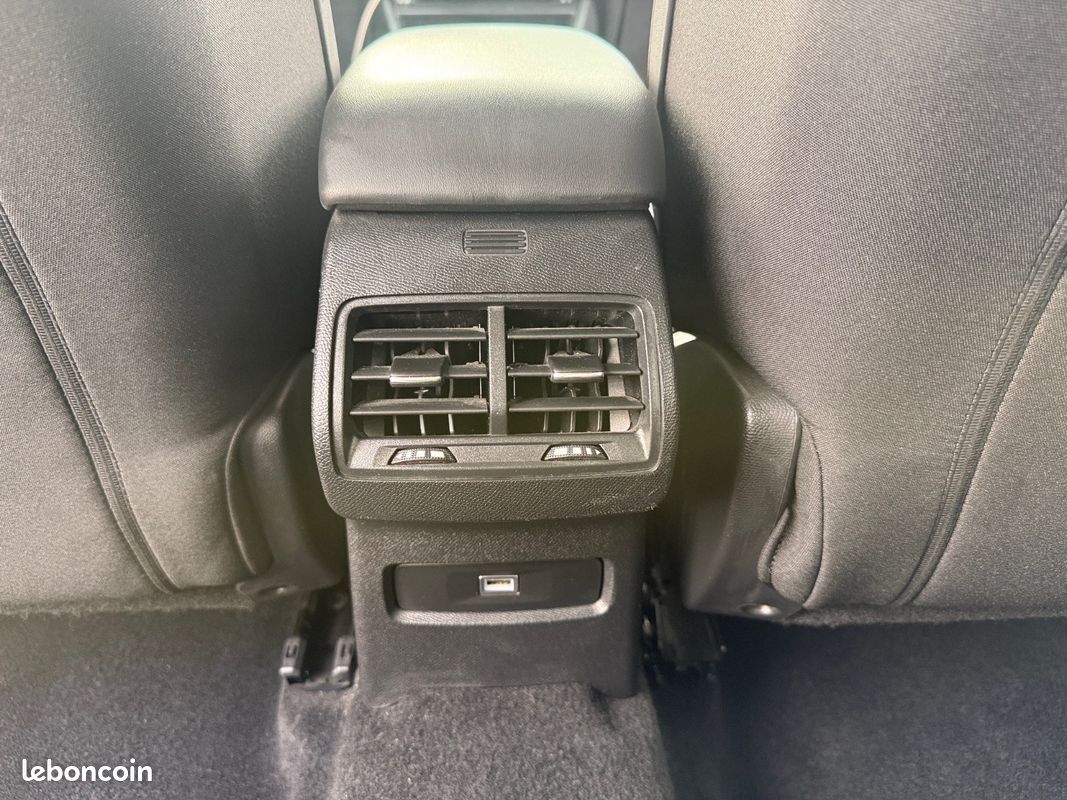 CITROEN C4 X 1.2 PureTech 130 SS EAT8 Shine TVA RECUPERABLE (image 21)