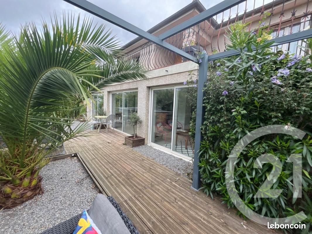 Maison 5 pièces 201 m² · à Castres · 201 m² · 249 000 €