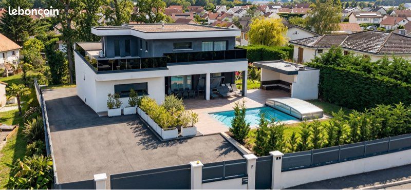 Maison 6 pièces 242 m² · à Saint-Vit · 242 m² · 668 000 €