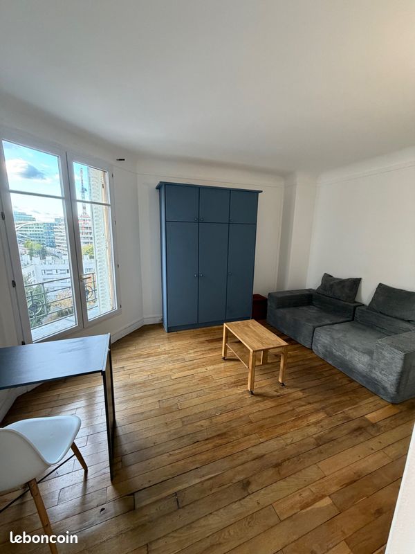 Appartement 1 pièce 22 m² · à Courbevoie · 22 m² · 940 €/mois