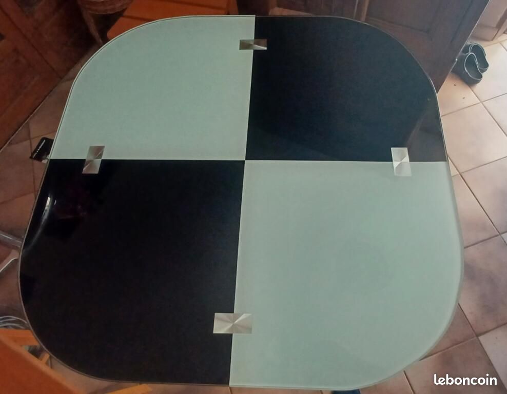 Table de cuisine (image 1)