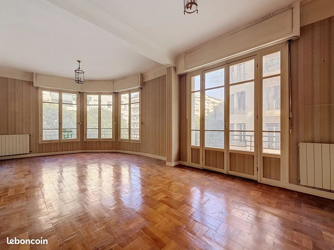 Appartement 3 pièces 67 m² · à Nice · 67 m² · 249 000 €