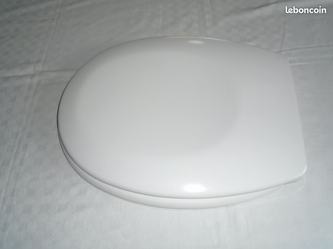 Serviteurs de douche et lunette de toilette neuf (image 1)