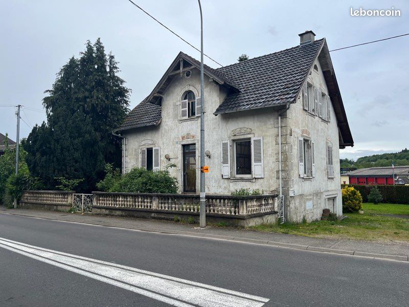 Maison 7 pièces 164 m² · à Hirsingue · 163,5 m² · 150 000 €