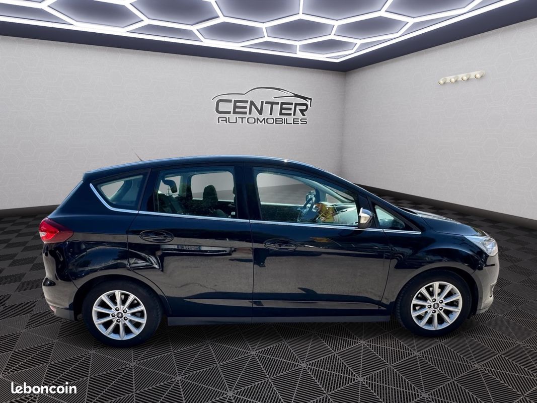 FORD C-Max Titanium 1.5 TDCi 120 cv {RADAR ARR - TOIT PANORAMIQUE} (image 5)