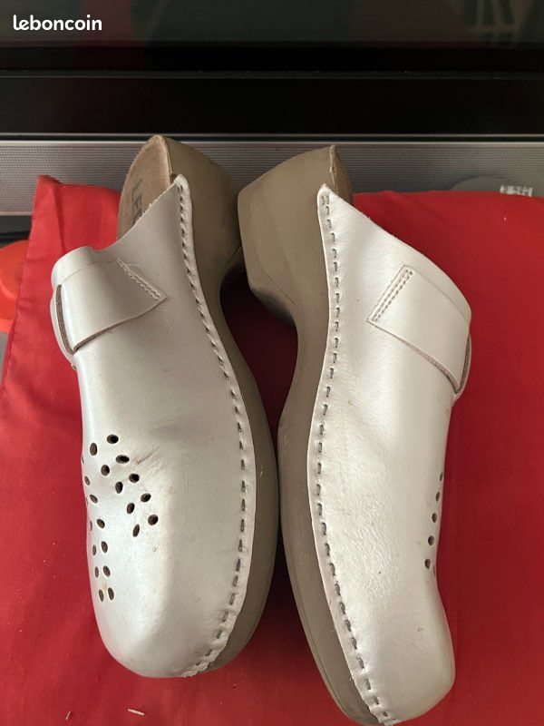 CHAUSSURES nombreuses (image 3)