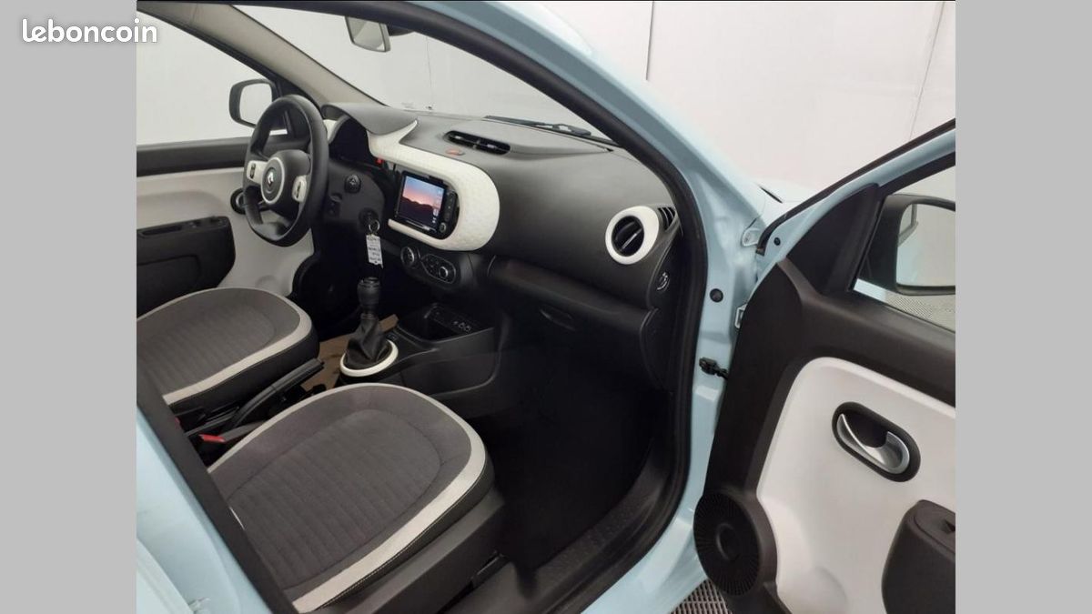 Renault Twingo III SCe 65 Equilibre (image 9)