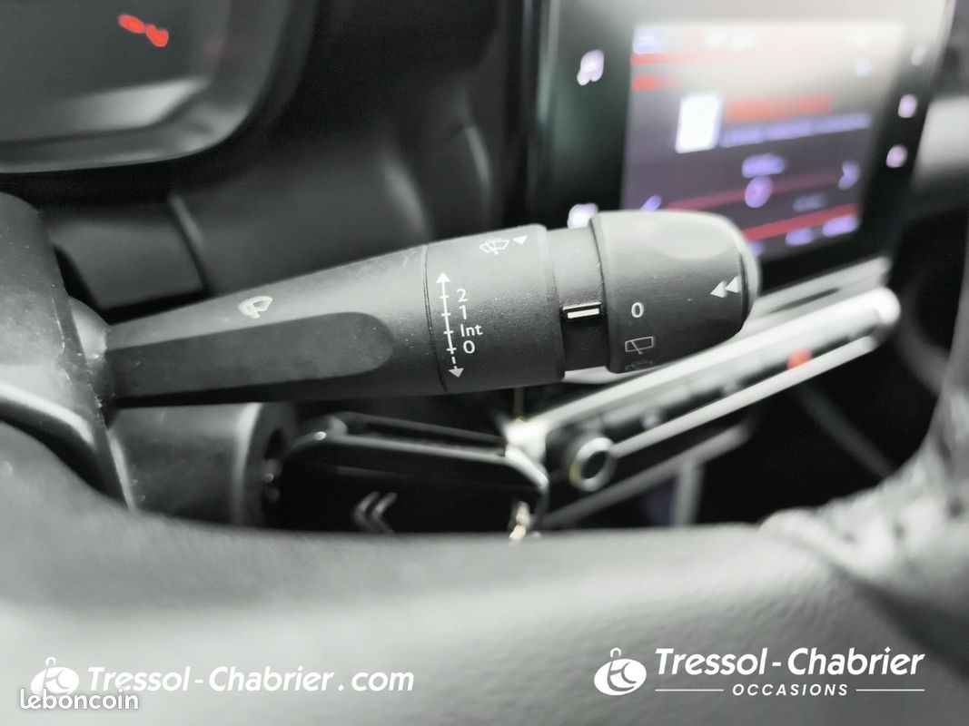 CITROEN C3 Aircross PureTech 110 S&S BVM6 Feel Business (image 25)