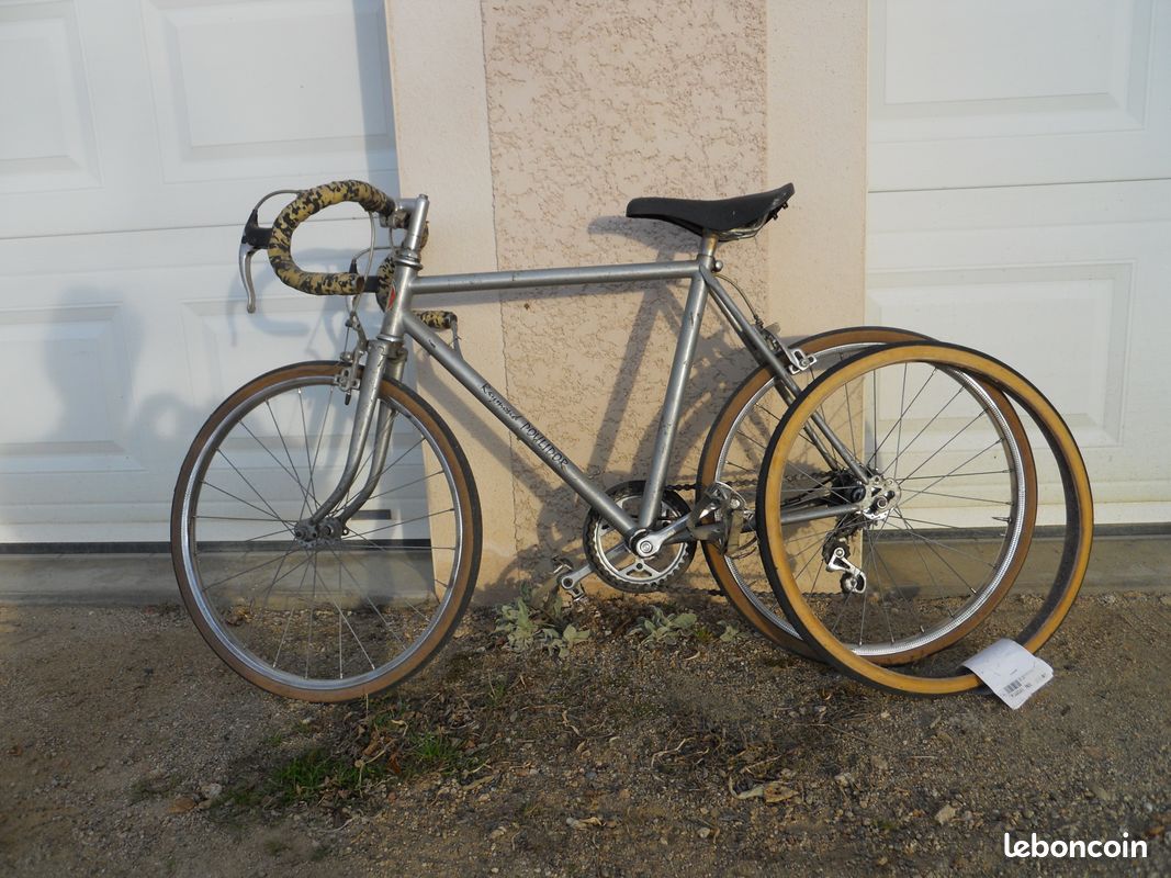 Petit vélo de course (image 2)