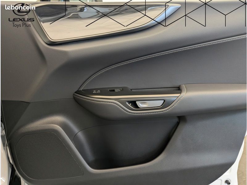 Lexus NX 350H 2WD Luxe (image 12)
