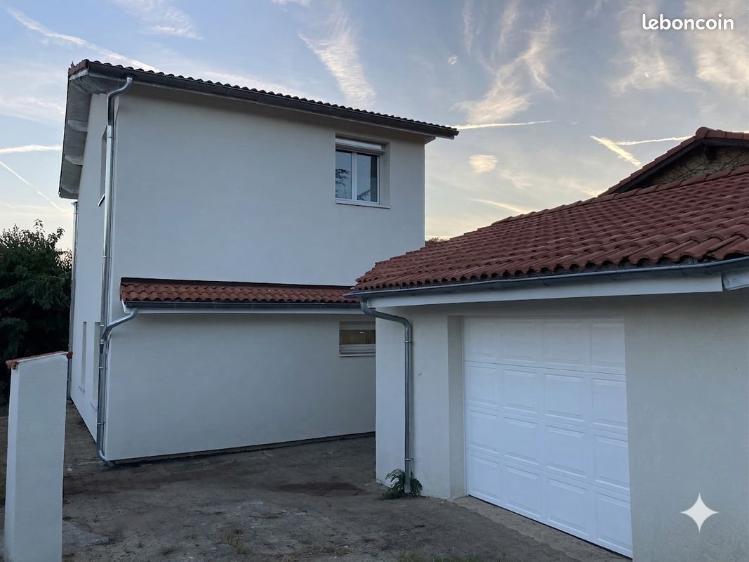Maison 5 pièces 131 m² · à Villefontaine · 131 m² · 378 000 €
