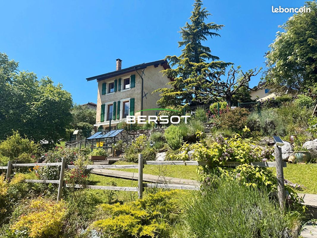 Maison 5 pièces 135 m² · à Bons-en-Chablais · 135 m² · 549 000 €