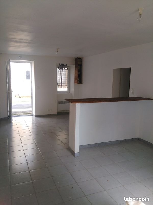 Appartement 3 pièces 42 m² · à Decize · 42 m² · 420 €/mois