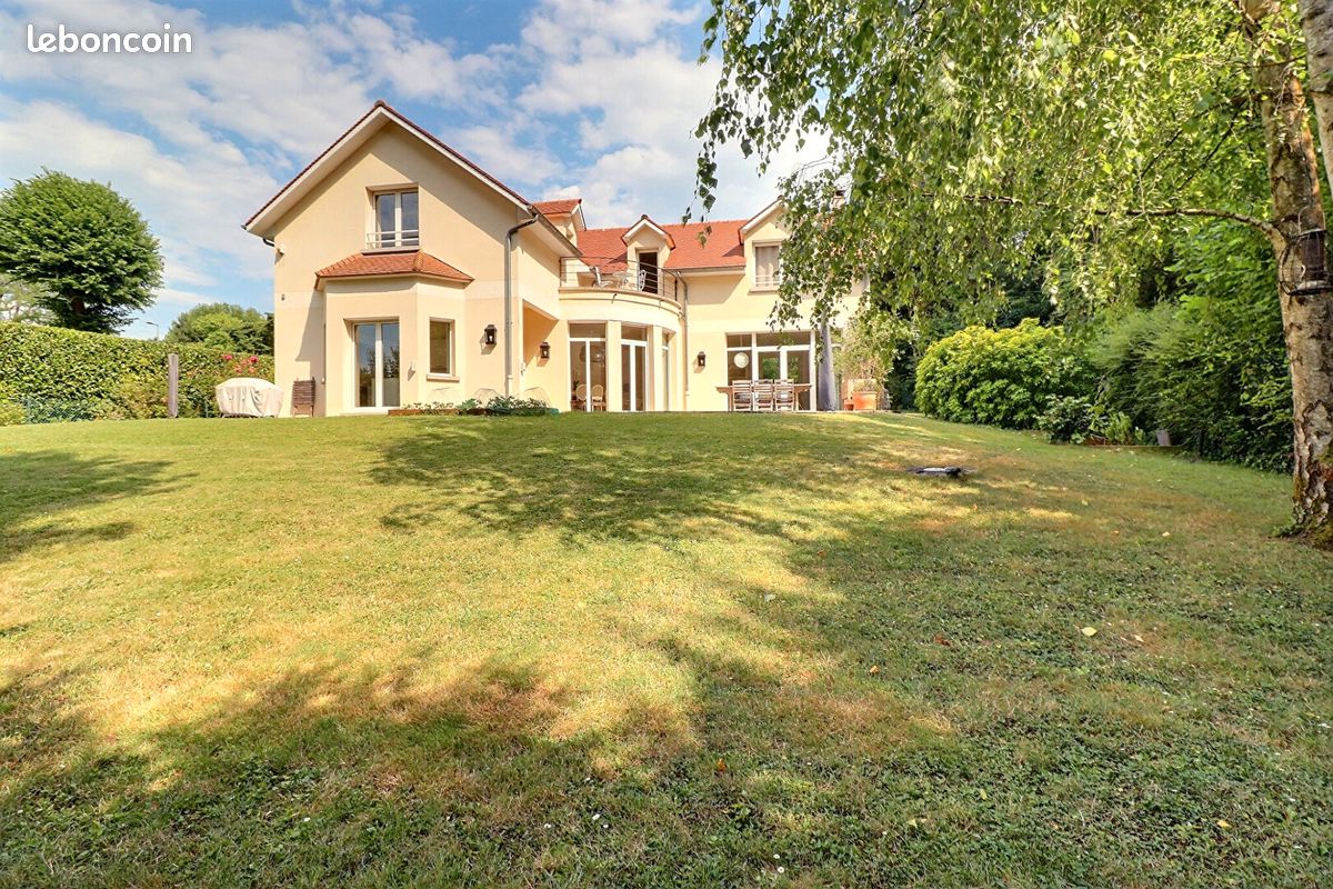 Maison 7 pièces 280 m² · à L'Étang-la-Ville · 280 m² · 1 395 000 €