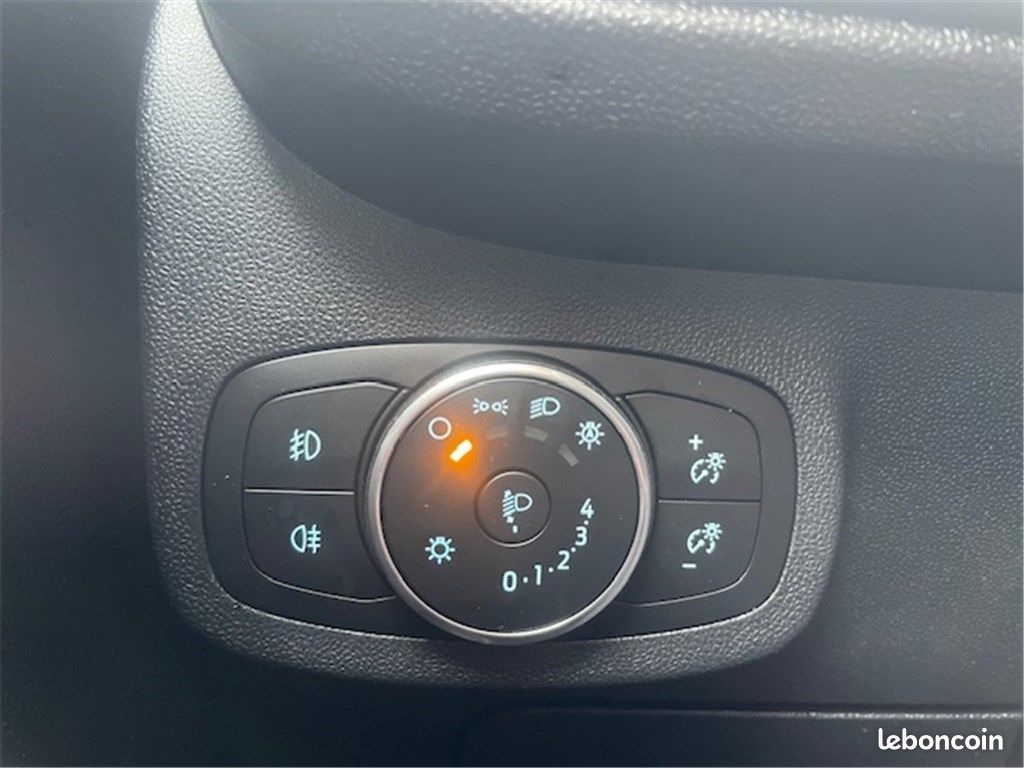 Ford Fiesta VII 1.0 ECOBOOST 95 CH S&S BVM6 Cool & Connect (image 21)