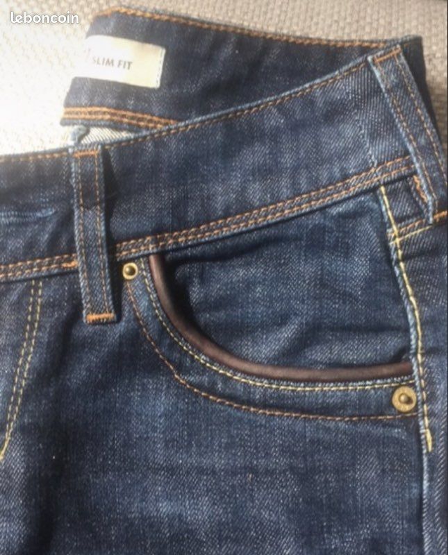 Levis’ slim 571 (image 4)