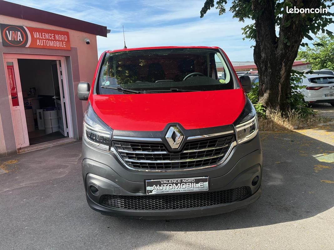 Renault Trafic 2.0 120cv Finition GRAND CONFORT L1H1 - 15 000 HT Garantie 6 mois (image 2)