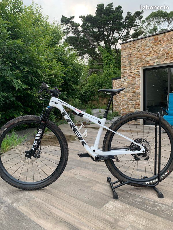 Trek supercaliber 9.8 AXS (image 2)