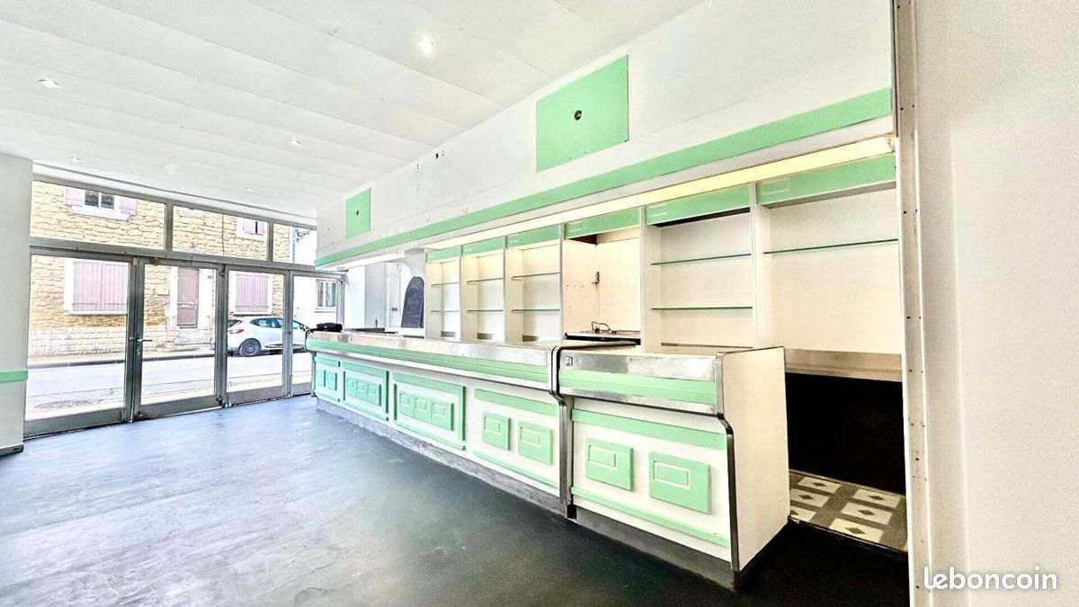Immeuble 5 pièces 220 m² · à Bédarrides · 220 m² · 210 000 €