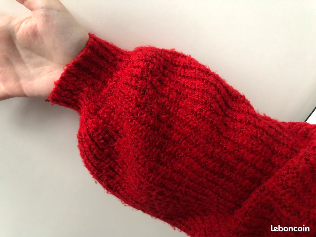 Pull rouge taille S (mythou) (image 3)