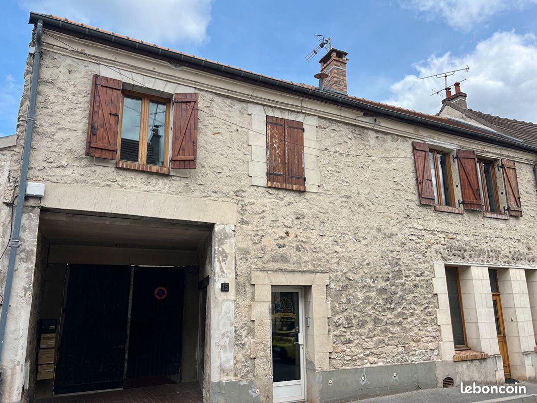 Appartement 3 pièces 81 m² · à Orry-la-Ville · 81 m² · 165 000 €