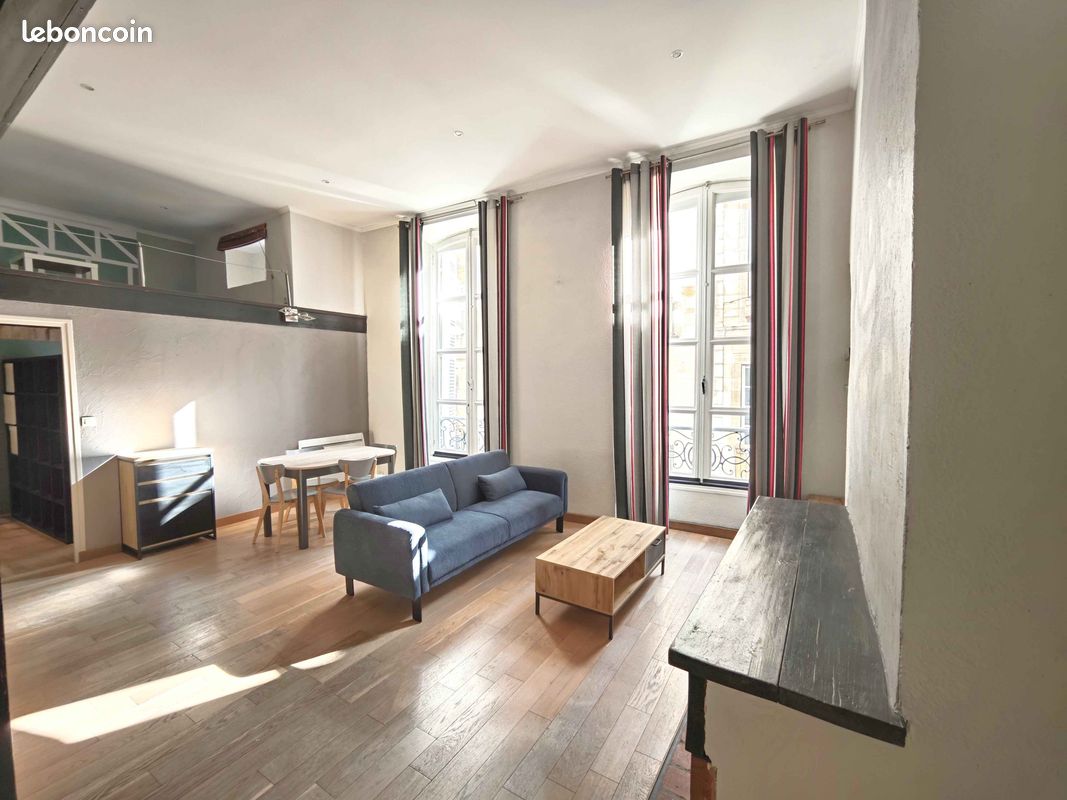 Parking 2 pièces 46 m² · à Bordeaux · 46 m² · 990 €/mois