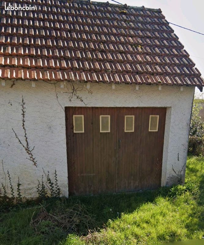 Terrain 100 m² · à Saint-Pierre-de-Maillé · 100 m² · 50 000 €