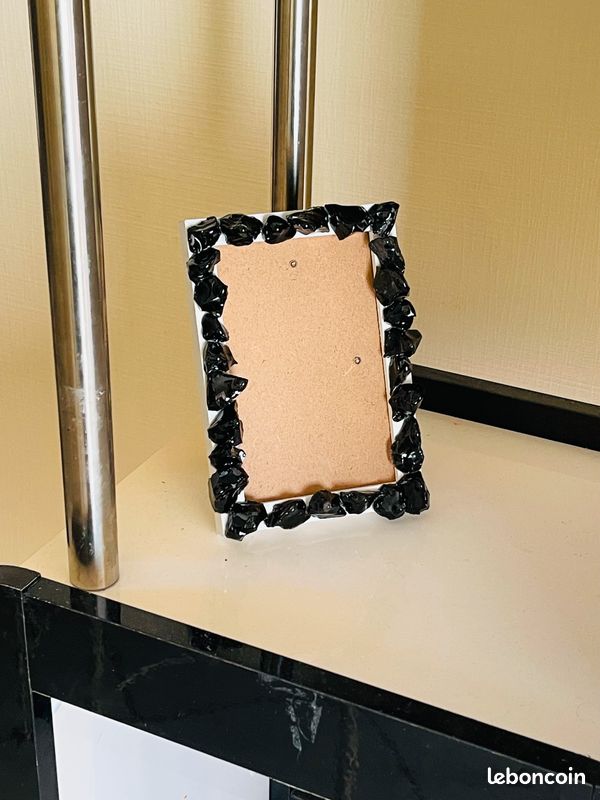 Cadre photo en pierre naturelle Obsidienne noire pour décoration intérieure (image 2)