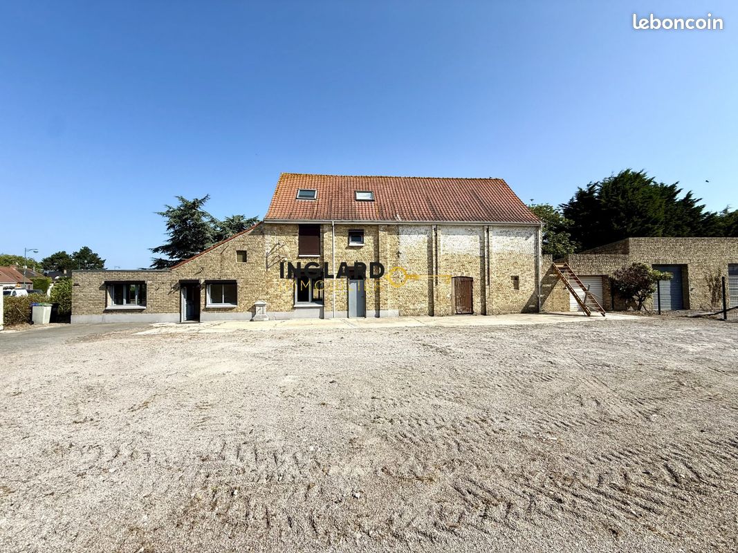 Immeuble 142 m² · à Oye-Plage · 142 m² · 239 000 €