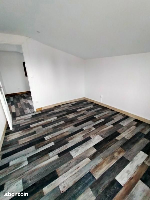 Appartement 5 pièces 91 m² · à Vrigne aux Bois · 91 m² · 610 €