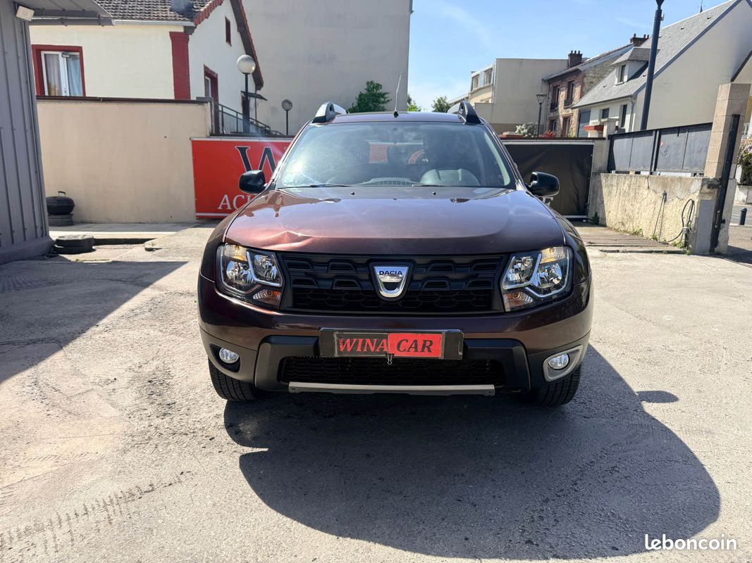 Dacia duster 1.5 dci 110ch black touch 2017 4x2 edc 2017 (image 2)