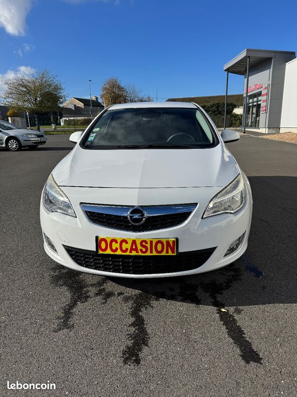 Opel Astra 1.7 CDTI (image 2)