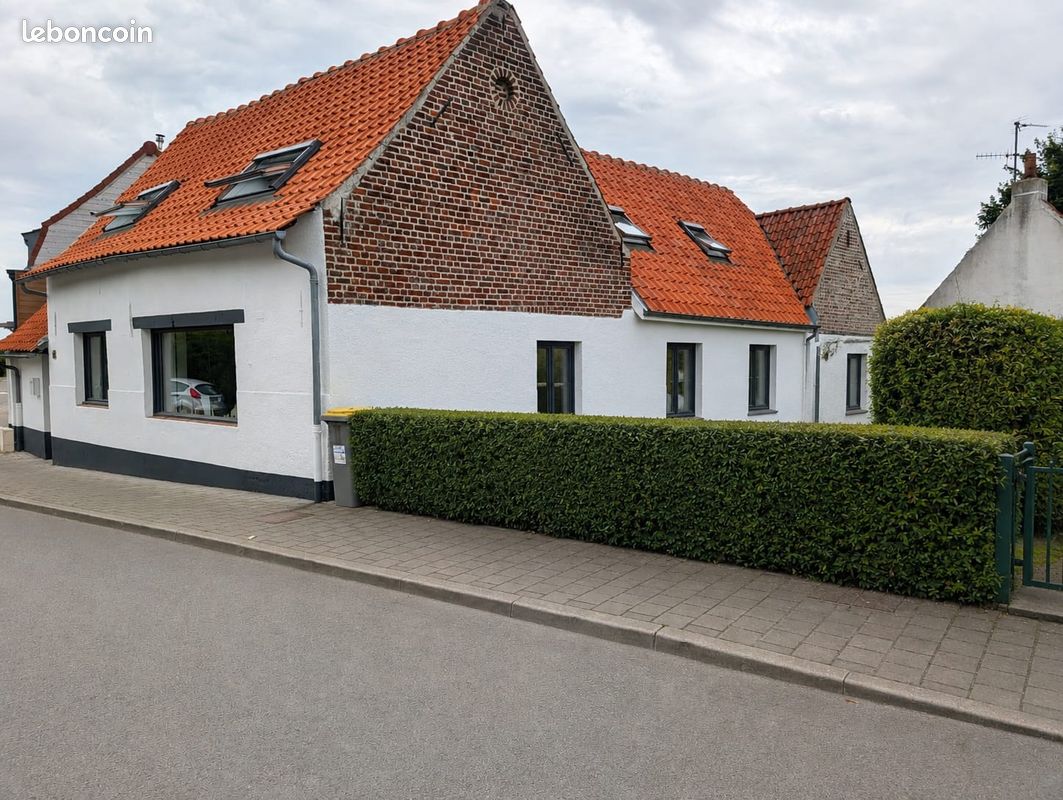 Maison 7 pièces 140 m² · à Sainghin-en-Mélantois · 140 m² · 639 000 €