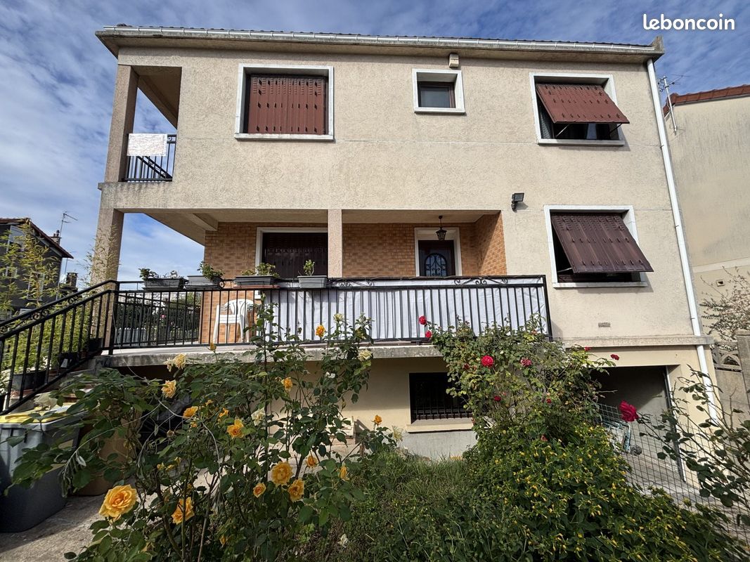 Maison 7 pièces 143 m² · à Vitry-sur-Seine · 143 m² · 699 000 €