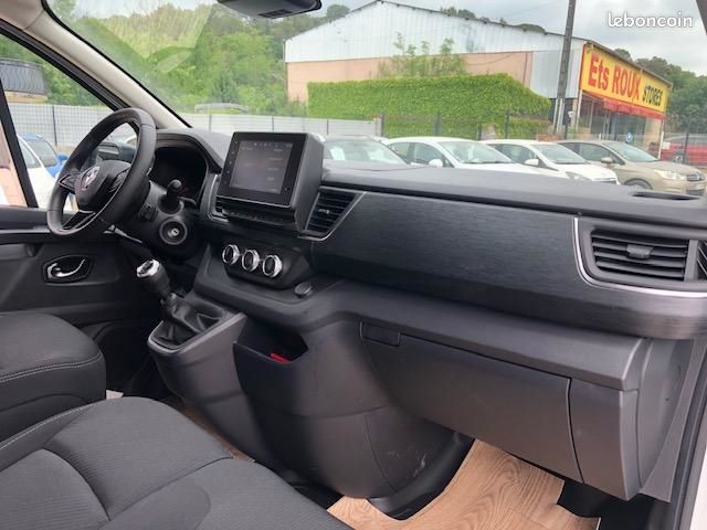 Renault TRAFIC III FG L2H1 3T 2.0 BLUE DCI 150CH GRAND CONFORT ETAT PARFAIT (image 21)