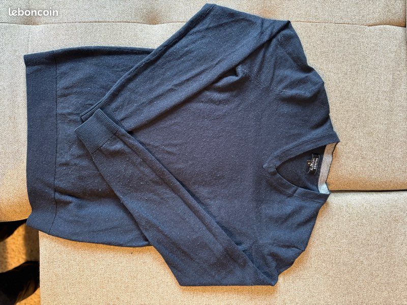 Pull Col V marque Gallery Lafayette (image 1)