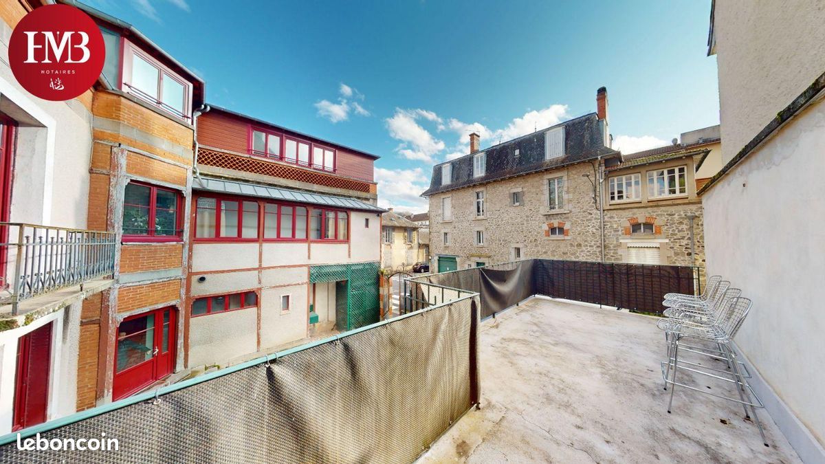 Appartement 6 pièces 105 m² · à Aurillac · 105 m² · 229 000 €