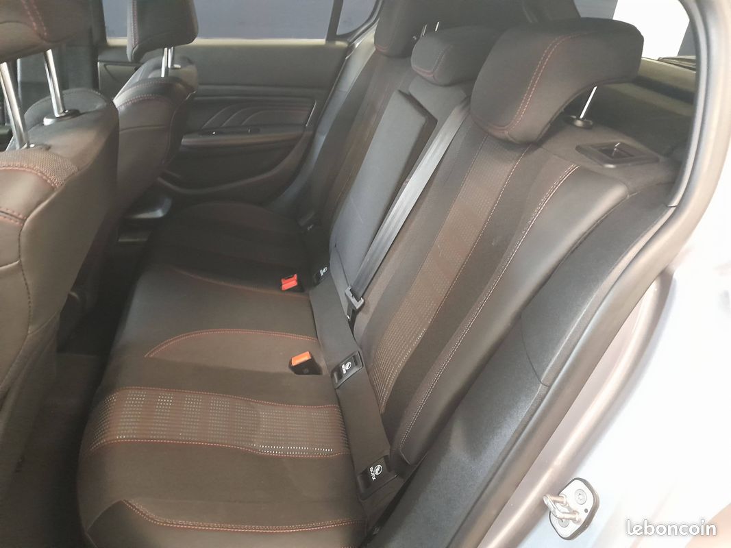 PEUGEOT 308 PureTech 130ch S&S EAT8 GT (image 8)